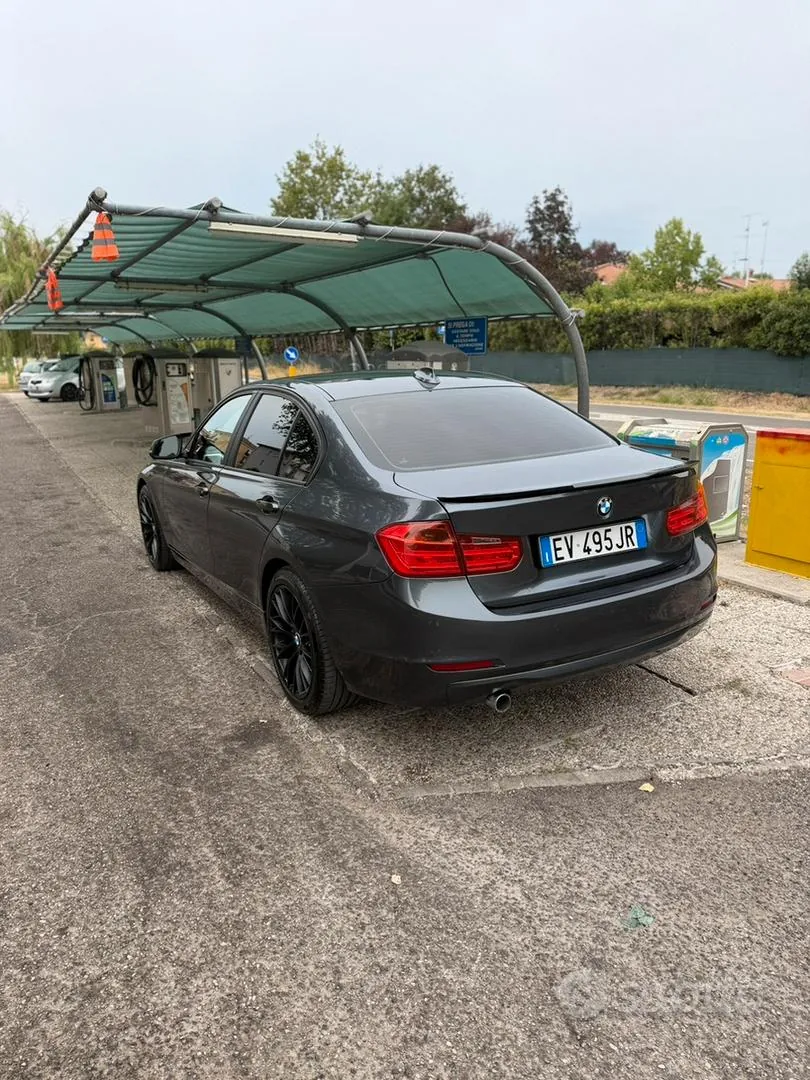 BMW 3 Series 2014 photo 3