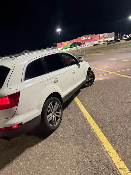 Audi Q7 2009 photo 3