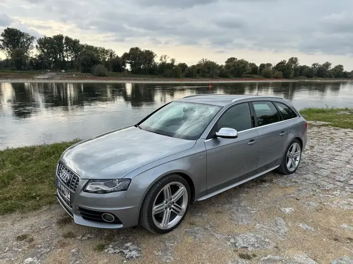 Audi S4