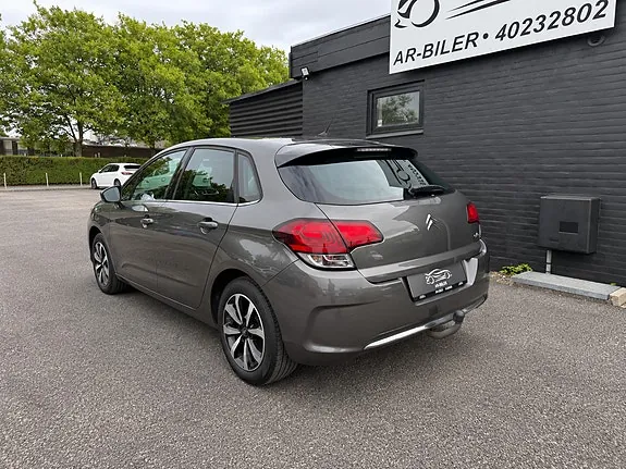Citroen C4 2018 photo 3