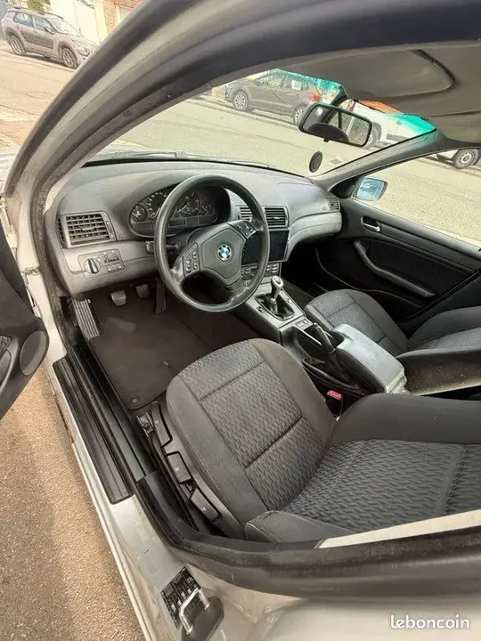 BMW 3 Series 1999 photo 3