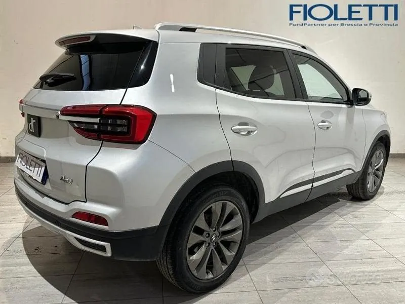 Ford Focus 2024 photo 2