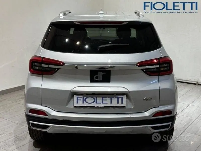 Ford Focus 2024 photo 5