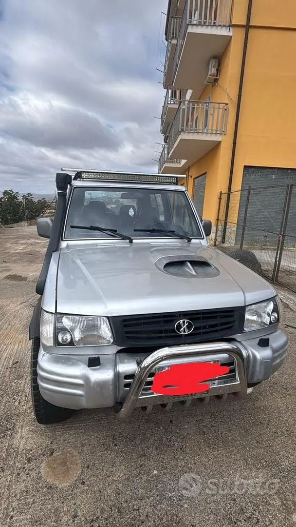Hyundai Galloper