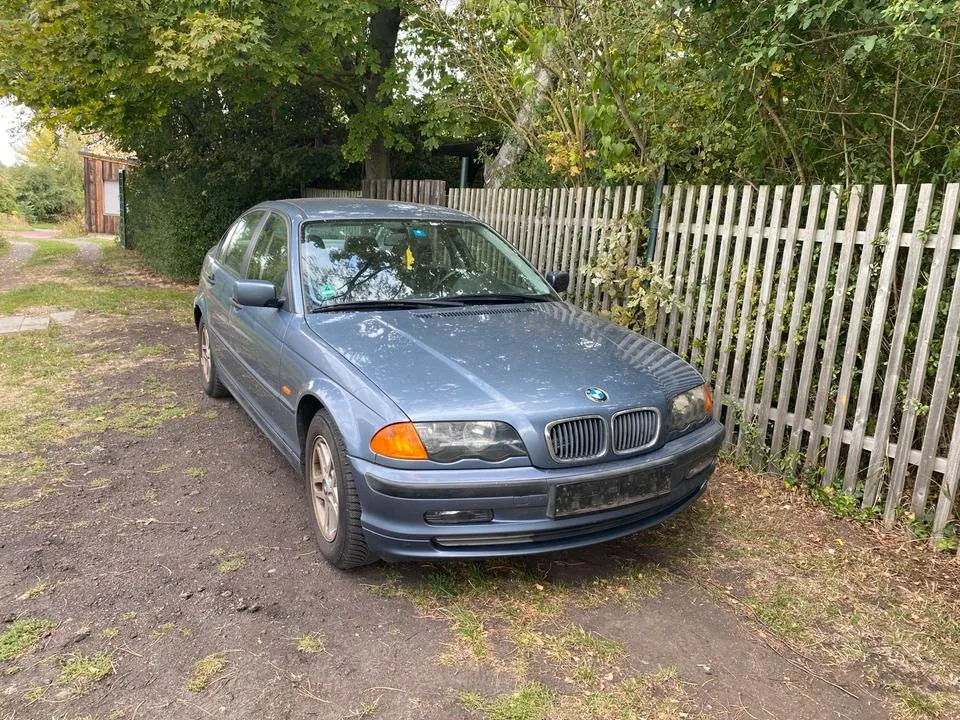 BMW 318I E46
