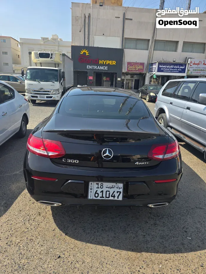 Mercedes-Benz C300 2018 photo 4