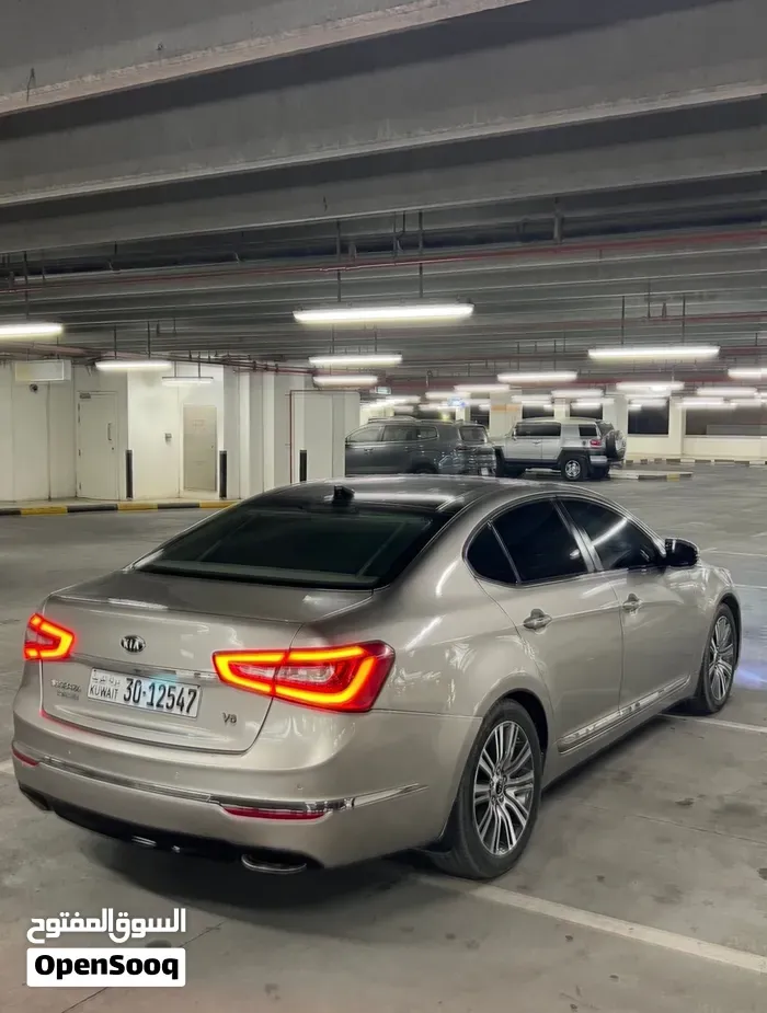 Kia Cadenza