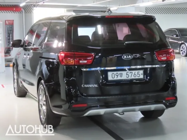 Kia Carnival 2019 photo 4