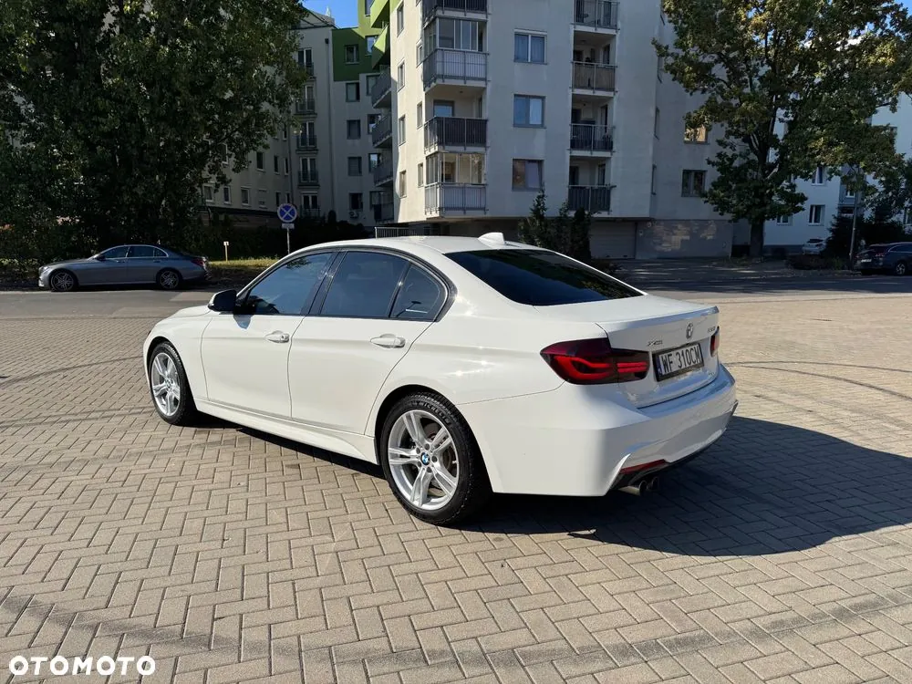 BMW Seria 3 2018 photo 3