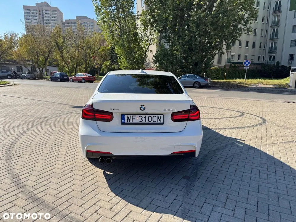 BMW Seria 3 2018 photo 4