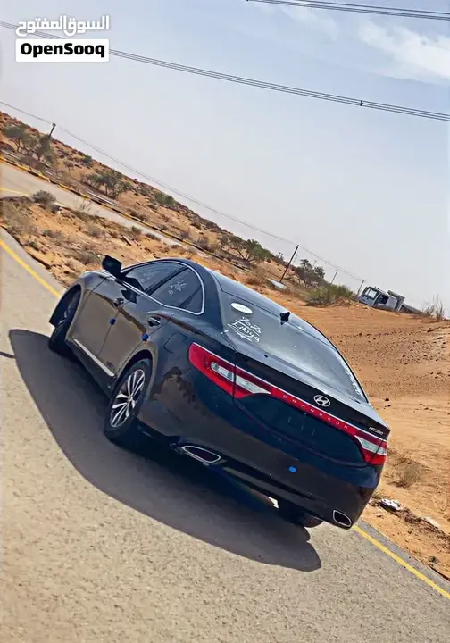 Hyundai Azera 2012 photo 2
