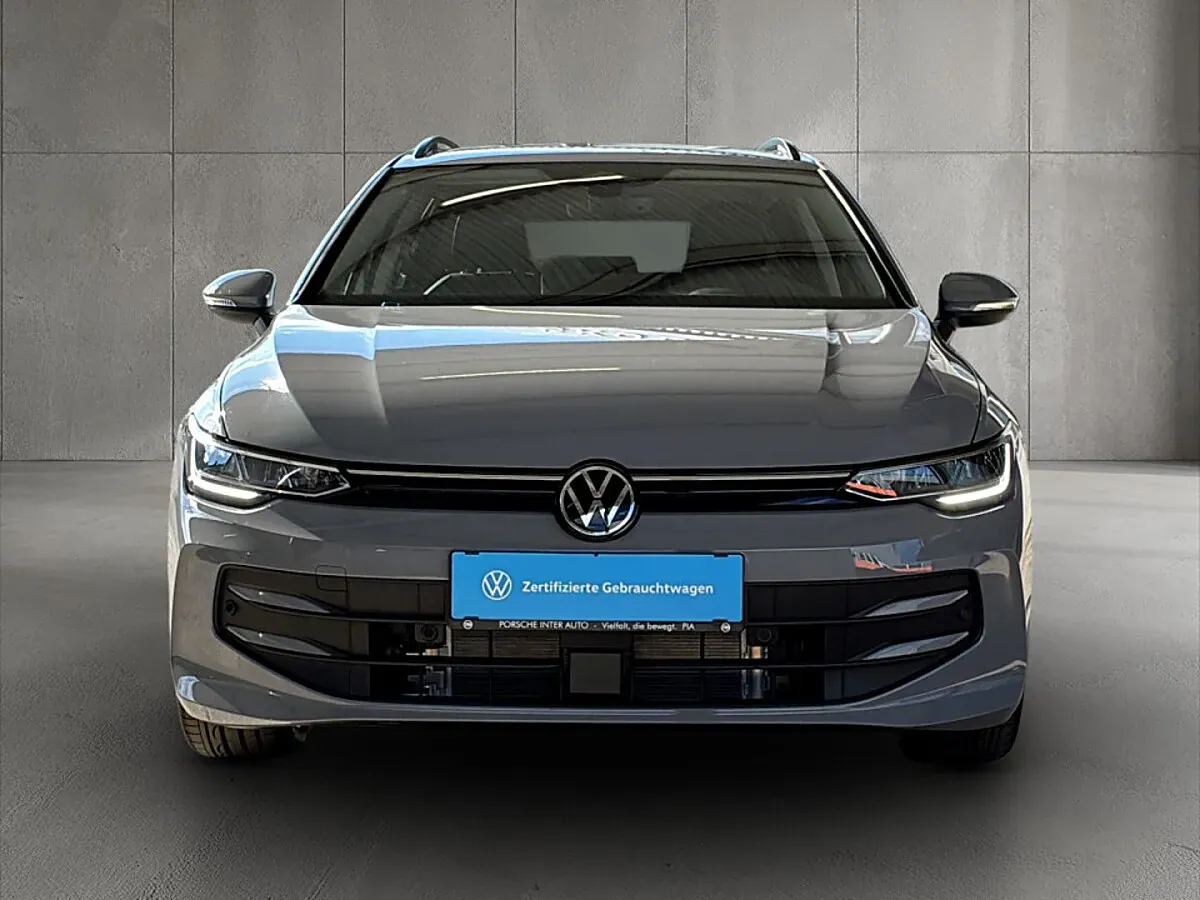 Volkswagen Golf 2026 photo 2