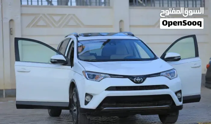 Toyota Rav4 2018 photo 2