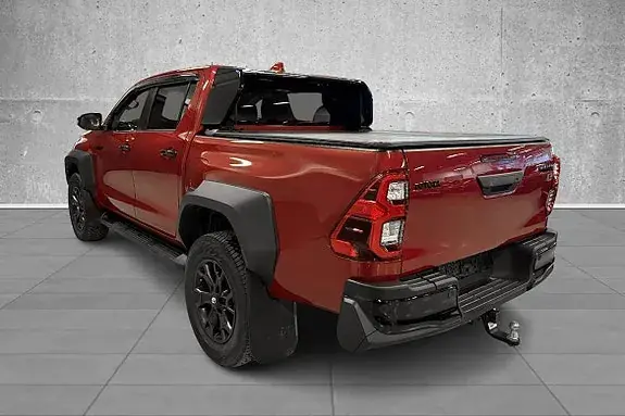 Toyota Hilux 2025 photo 3