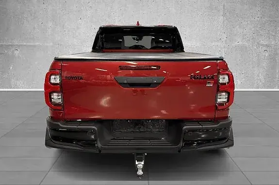 Toyota Hilux 2025 photo 4