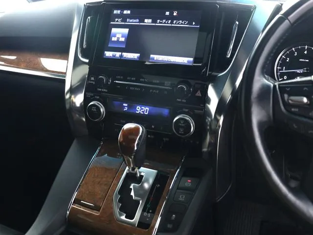 Toyota Alphard 2016 photo 3