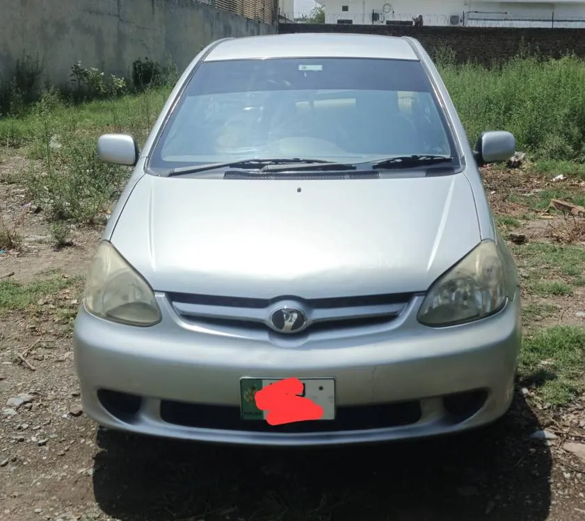 Toyota Platz