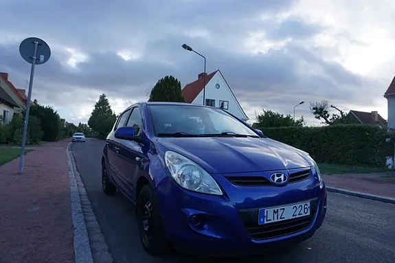 Hyundai I20 2010 photo 3