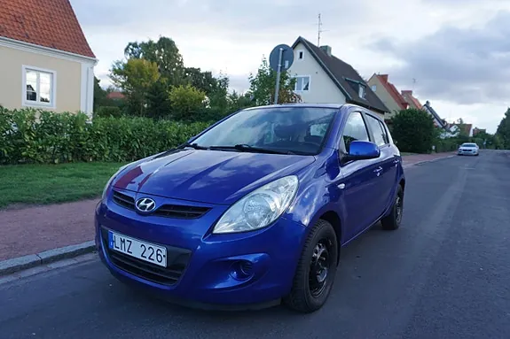 Hyundai I20 2010 photo 2