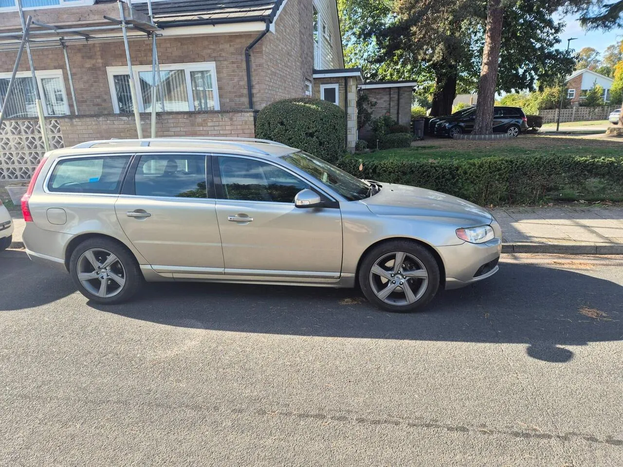 Volvo V70 2010 photo 4