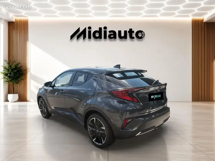 Toyota C-Hr 2022 photo 3
