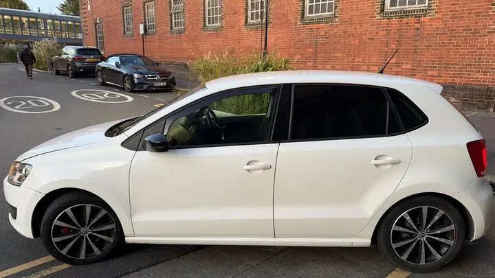 Volkswagen Polo 2013 photo 5