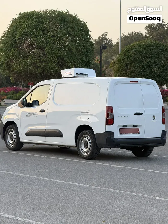 Peugeot Partner 2023 photo 3