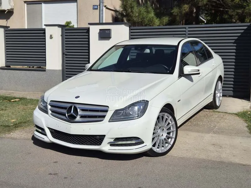 Mercedes-Benz C 200 2012 photo 3