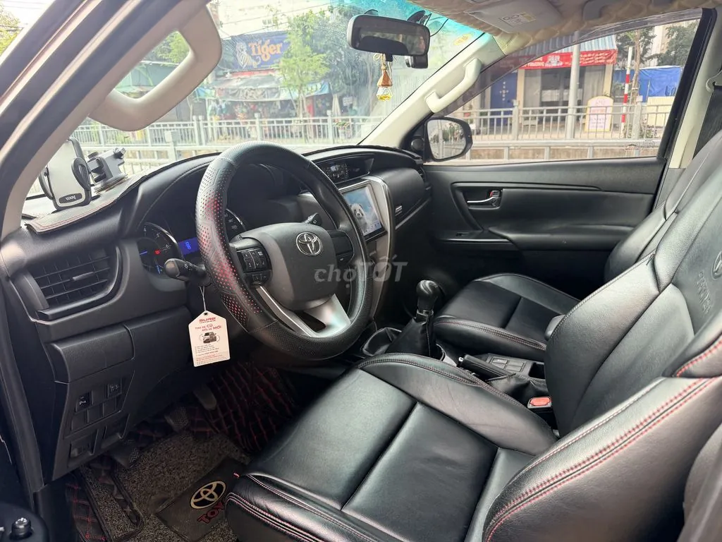 Toyota Fortuner 2018 photo 4