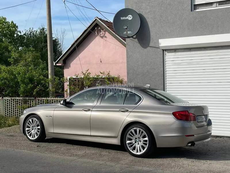 BMW 528