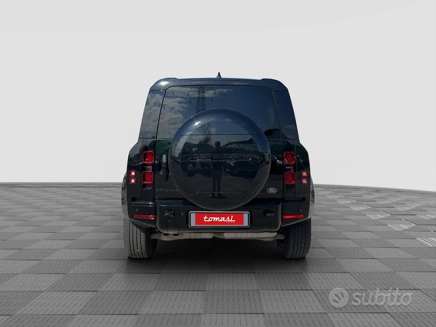 Land Rover Defender 2023 photo 4