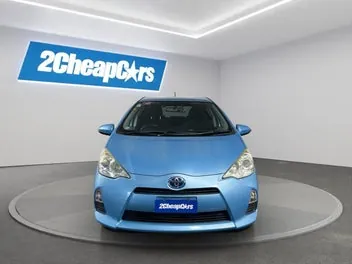 Toyota Aqua 2012 photo 3