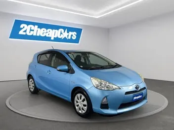 Toyota Aqua 2012 photo 4