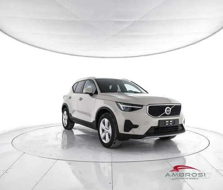 Volvo Xc40 2026 photo 2