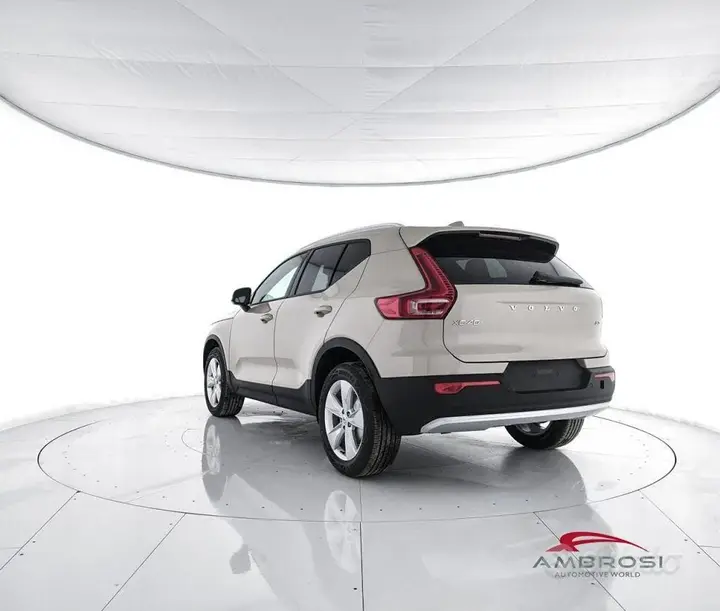 Volvo Xc40 2026 photo 4