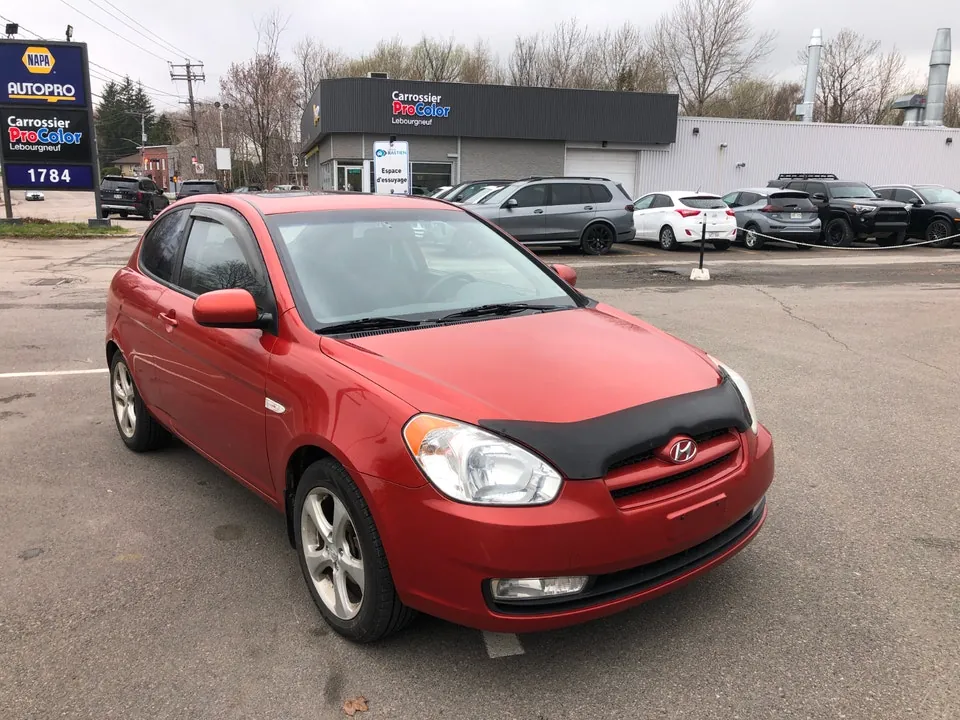 Hyundai Accent 2010 photo 2