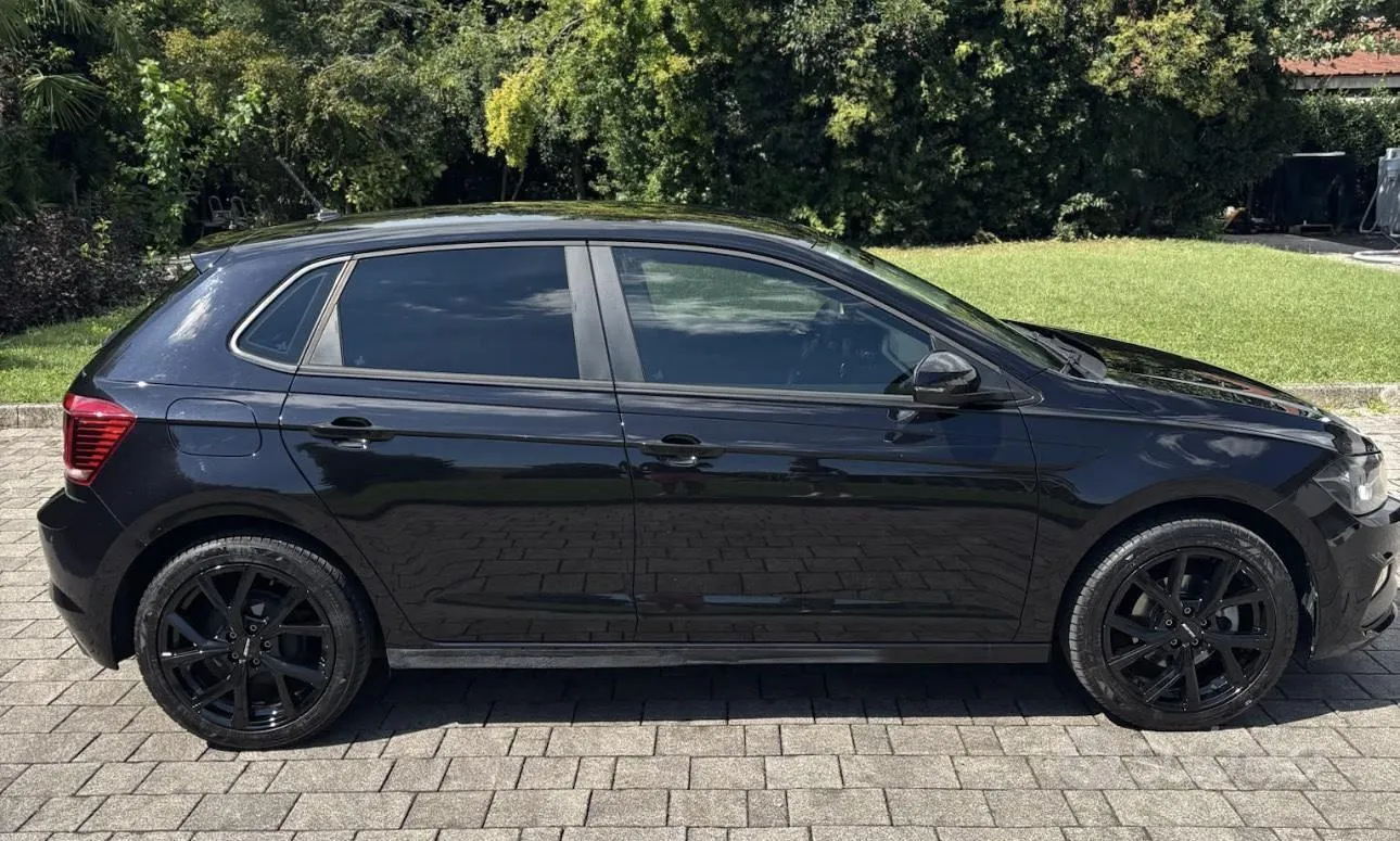 Volkswagen Polo 2018 photo 2