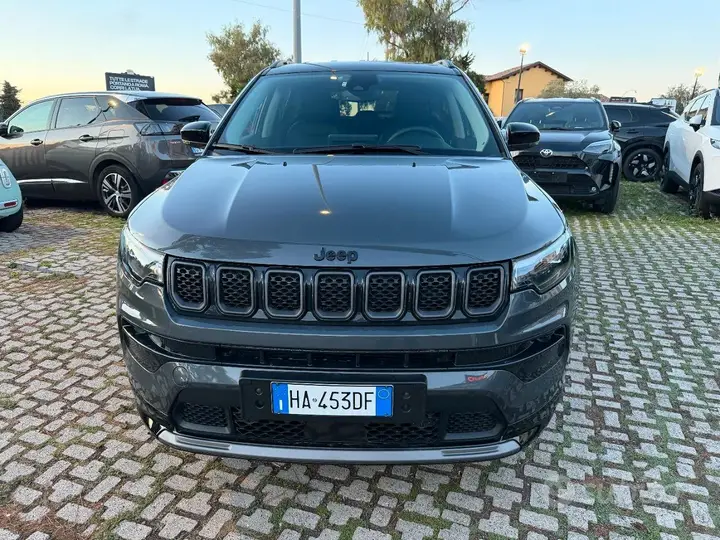 Jeep Compass 2025 photo 2