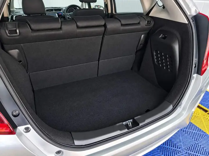 Honda Jazz 2015 photo 4