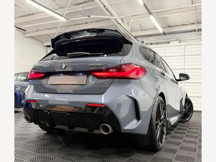 BMW 1 Series 2021 photo 3
