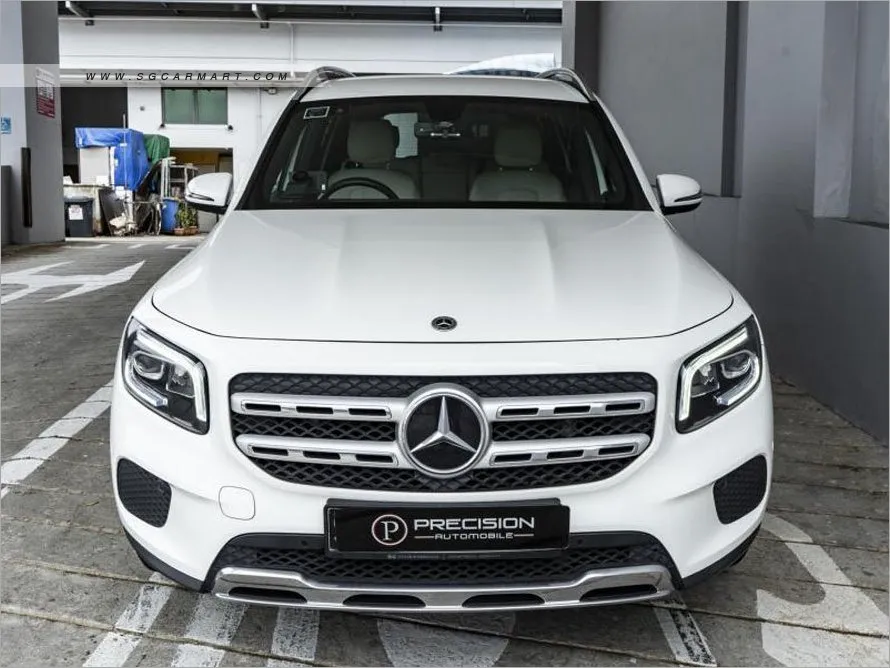 Mercedes-Benz Glb180