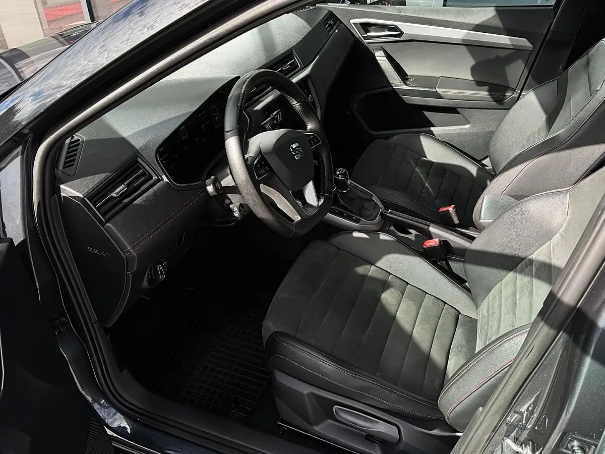 Seat Arona 2020 photo 3
