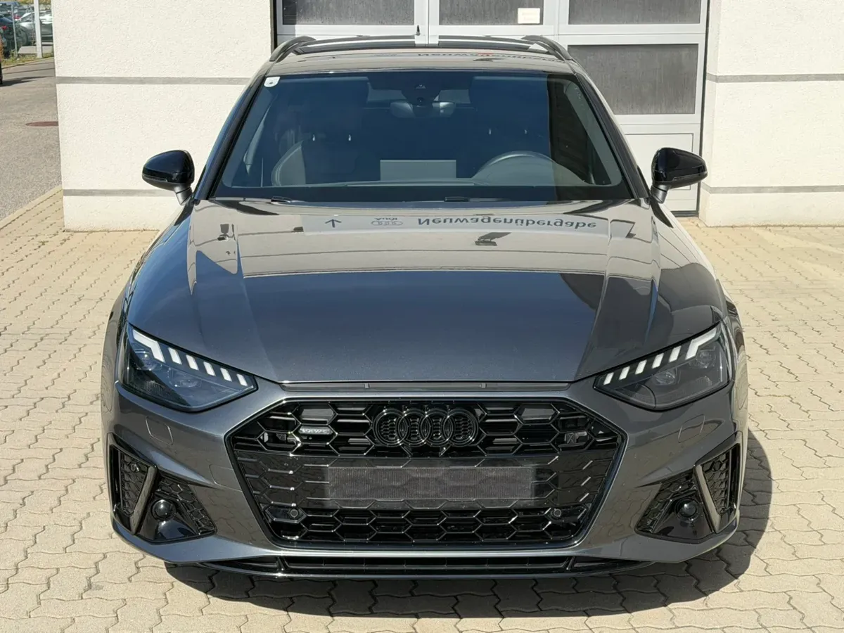 Audi A4 2024 photo 2
