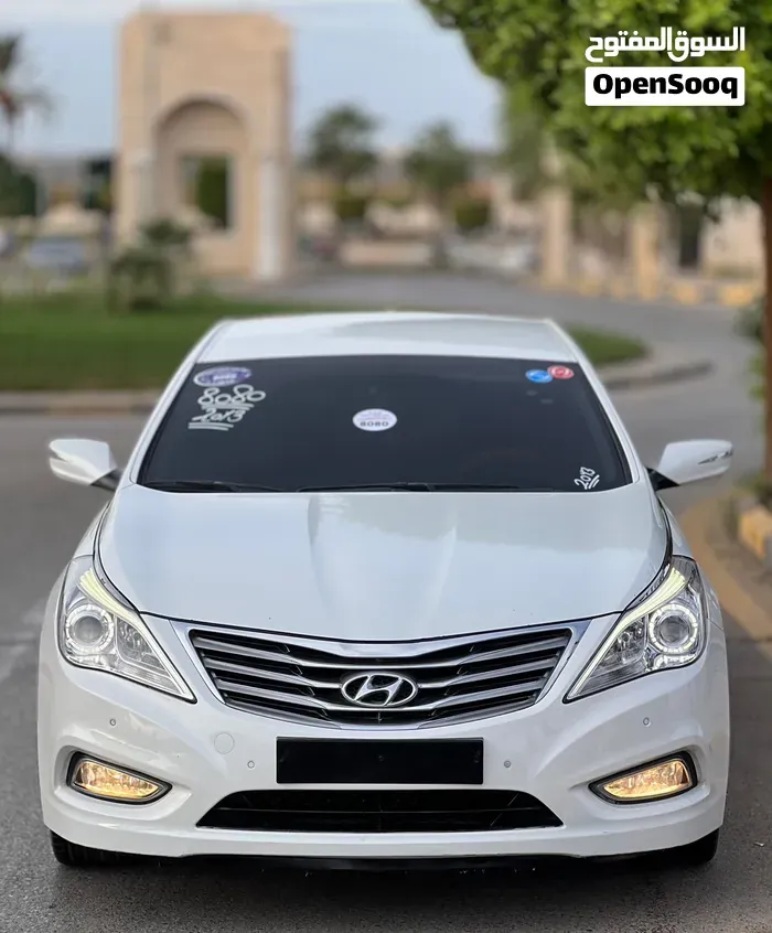Hyundai Grandeur 2012 photo 2