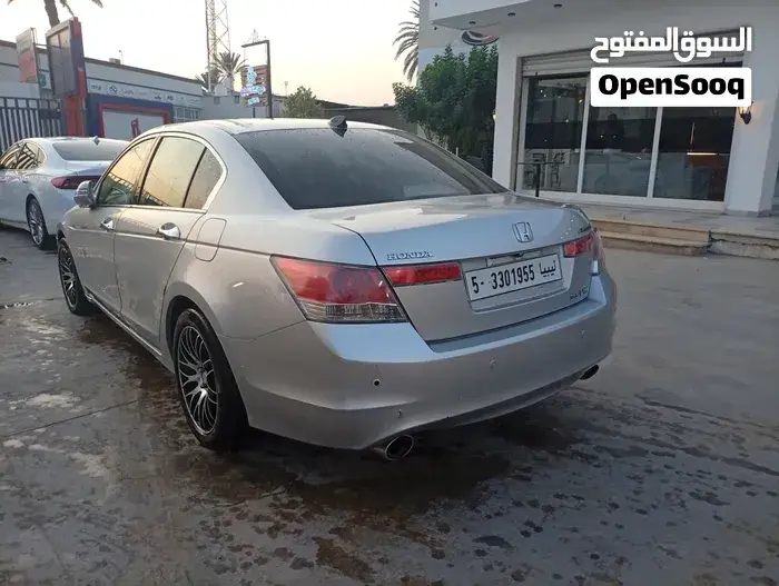 Honda Accord 2010 photo 3