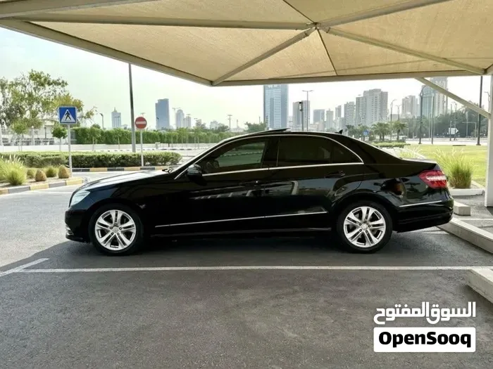 Mercedes-Benz E300 2012 photo 4