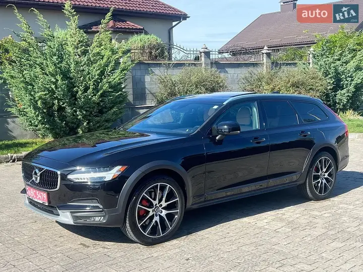 Volvo V90 Cross Country 2017 photo 2