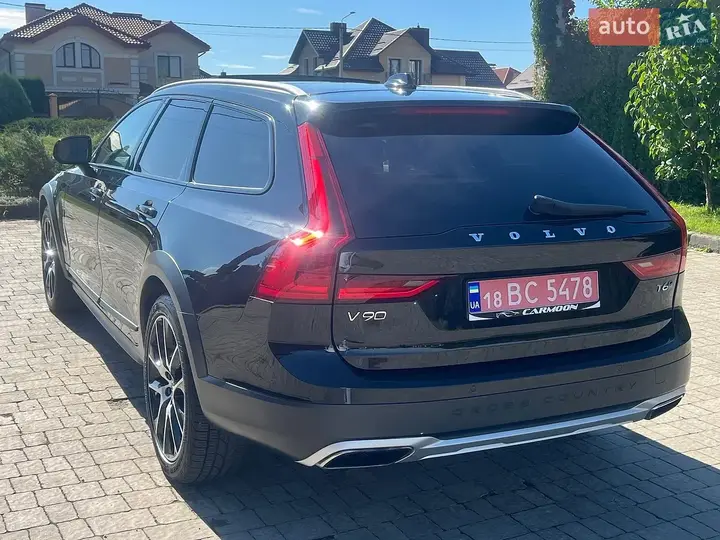 Volvo V90 Cross Country 2017 photo 5