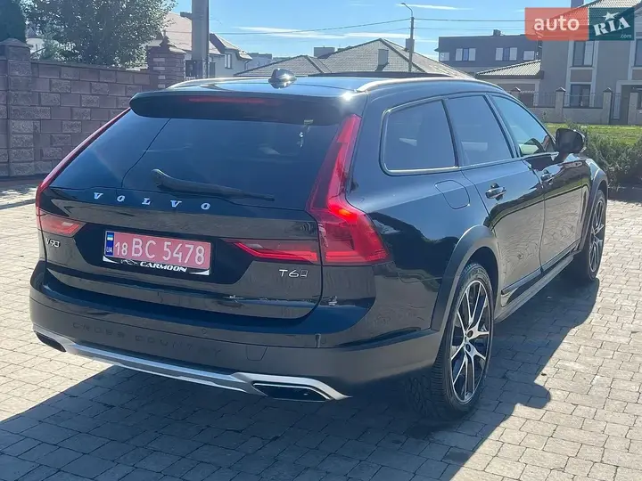 Volvo V90 Cross Country 2017 photo 4