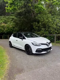 Renault Clio 2015 photo 2